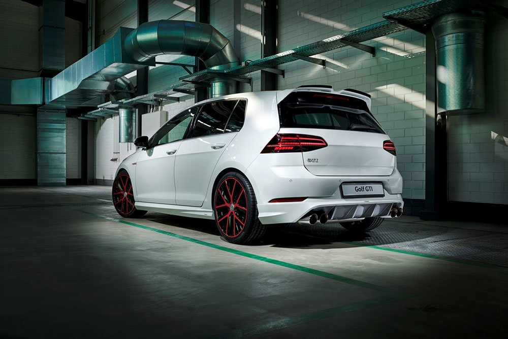 Carbon Fibre Oettinger Style Side Skirts MK7/7.5 Golf