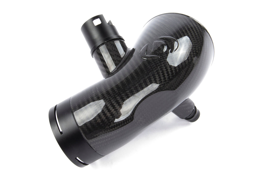 DINAN B58 Carbon Fibre Turbo Inlet Pipe - BMW M240i/340i/440i (16-21) & BMW 540i/740i/840i/X5 40i (17-24)