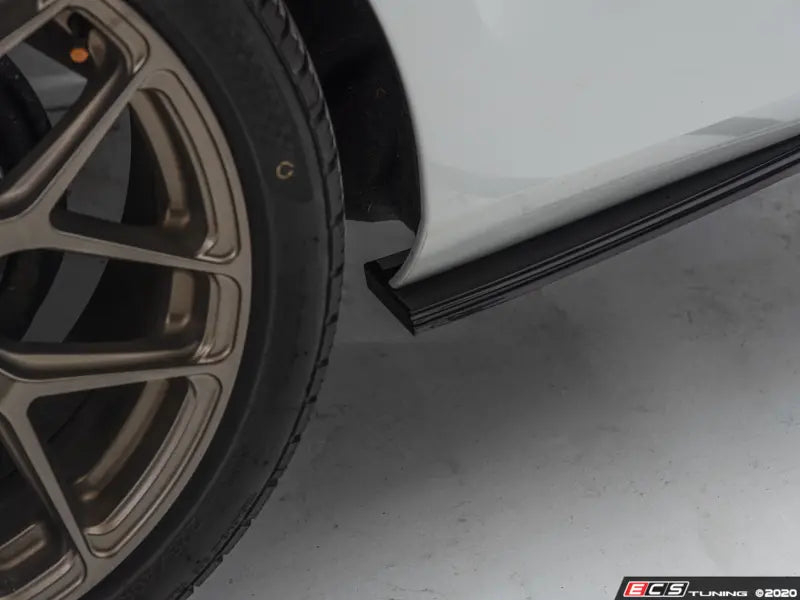 MK6 Jetta Facelift Rear Diffuser - With Side Spats - Gloss Black