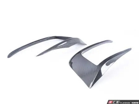 MK7 GTI Front Bumper Grille Flare Set - Carbon Fibre